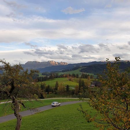 B&B Kraettli Eggiwil Exterior photo